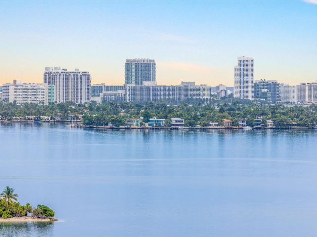 Apartment for rent  Unit #1706 - photo 6519290