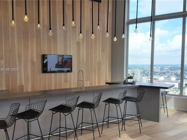 Apartment for sale  Unit #2807 - photo 7441021