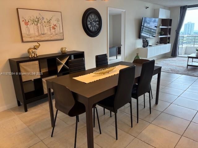 Apartment for rent  Unit #1609 - photo 7444008