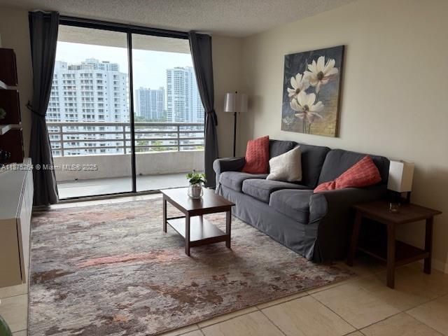 Apartment for rent  Unit #1609 - photo 7444013