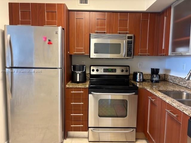 Apartment for rent  Unit #1609 - photo 7444016