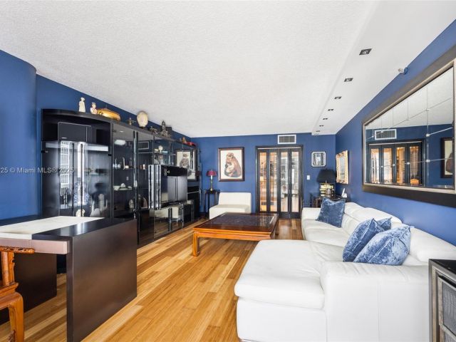 Apartment for sale  Unit #A-3042 - photo 6519740