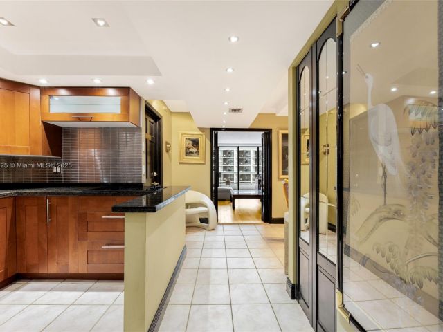 Apartment for sale  Unit #A-3042 - photo 6519747