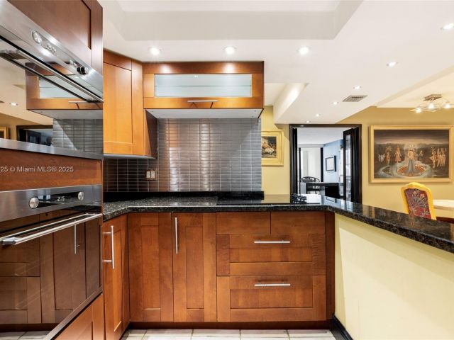 Apartment for sale  Unit #A-3042 - photo 6519749