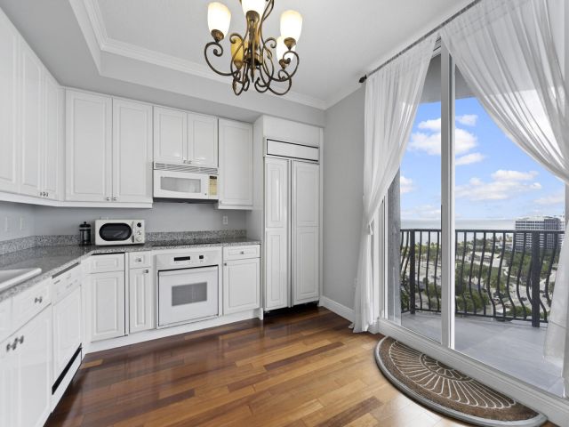 Apartment for sale  Unit #1604e - photo 6519926