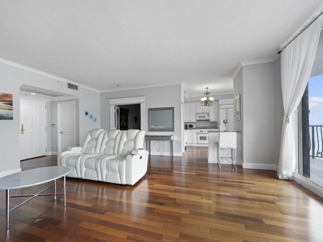 Apartment for sale  Unit #1604e - photo 6519928