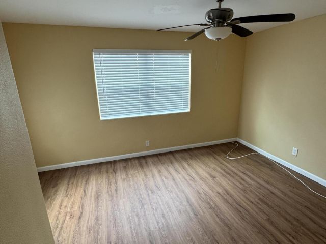 Home for rent at 718 W 10th Street Street - photo 6519626