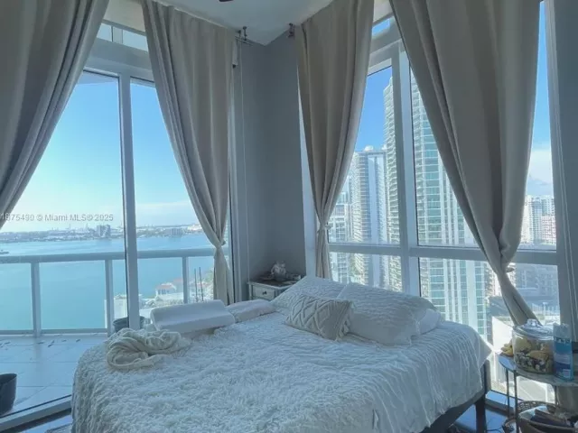 Apartment for sale  Unit #PH2205 - photo 6521345