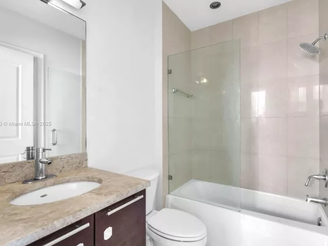 Apartment for sale  Unit #PH2205 - photo 6521346