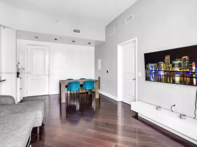 Apartment for sale  Unit #PH2205 - photo 6521352