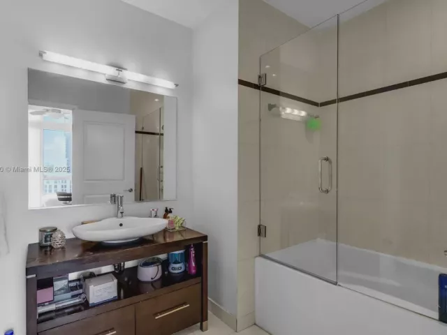 Apartment for sale  Unit #PH2205 - photo 6521344