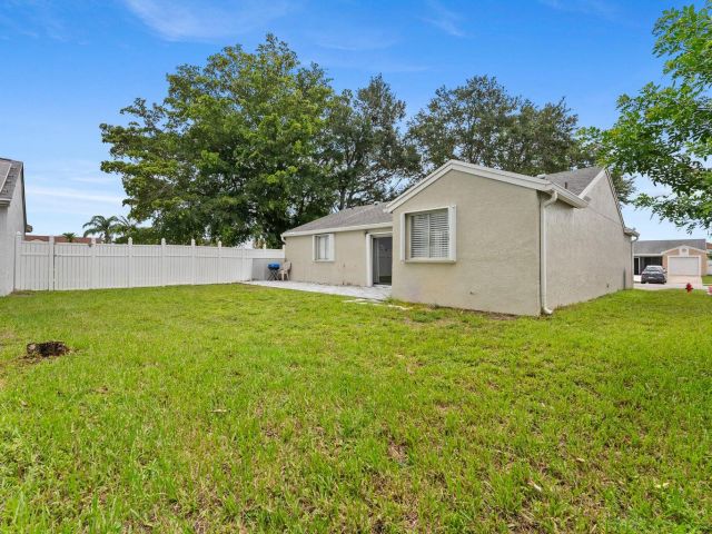 Home for rent at 9850 Ridgecreek Road - photo 6786050