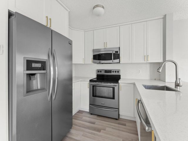 Home for rent at 9850 Ridgecreek Road - photo 6786061