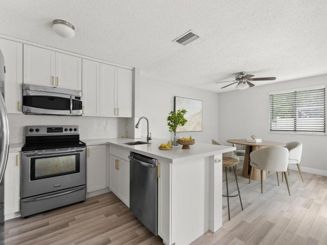 Home for rent at 9850 Ridgecreek Road - photo 6786062