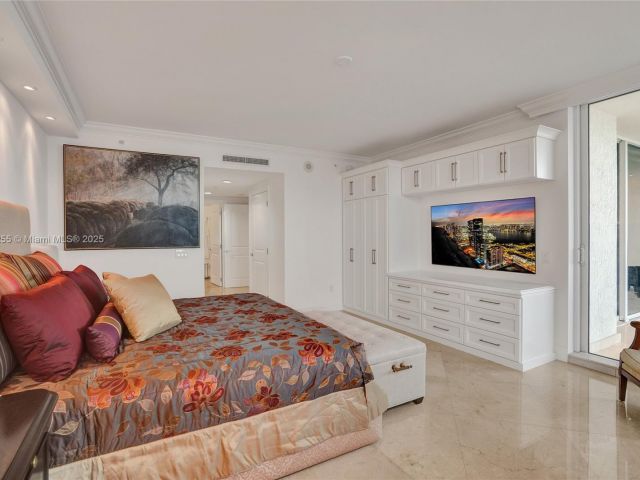 Apartment for sale  Unit #1707 - photo 6519017