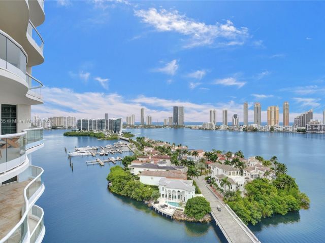 Apartment for sale  Unit #1707 - photo 6519028