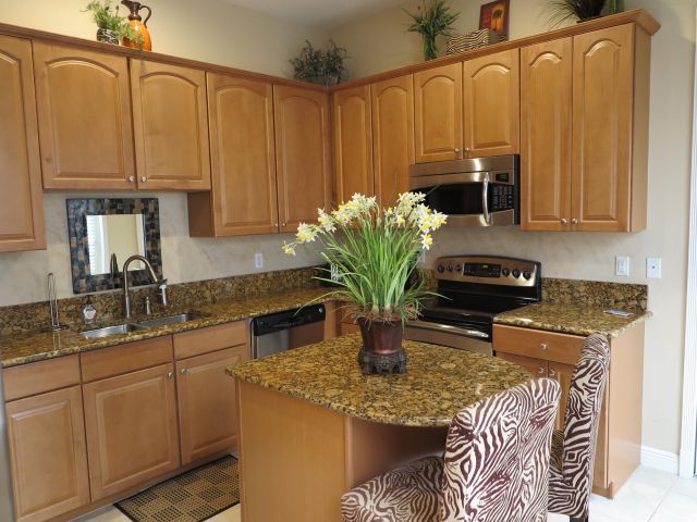 Home for rent at 819 NW 82nd Place - photo 6535457