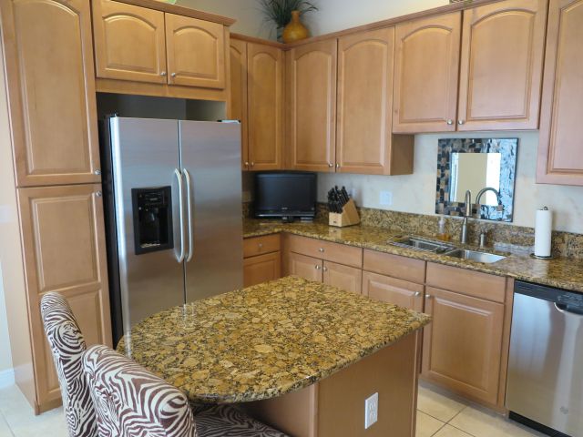 Home for rent at 819 NW 82nd Place - photo 6535458