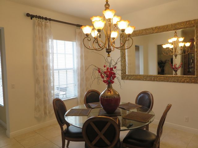 Home for rent at 819 NW 82nd Place - photo 6535459