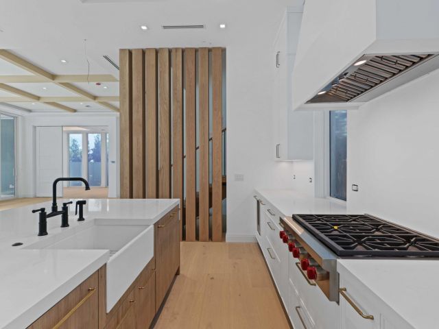 Home for sale at 320 Grove Place - photo 6532987