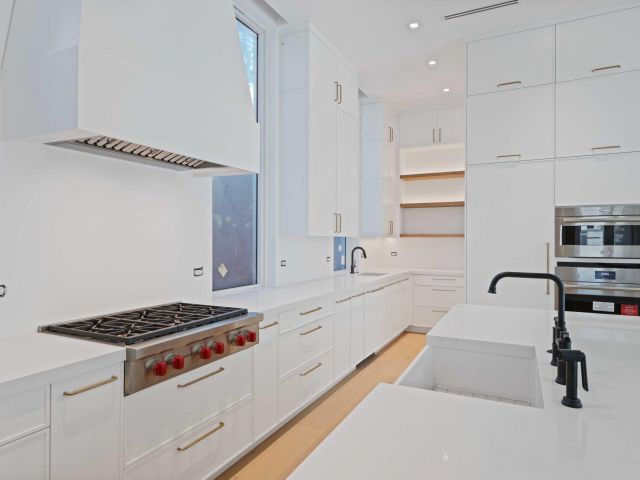 Home for sale at 320 Grove Place - photo 6532988