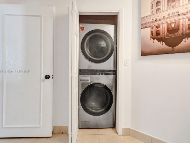 Apartment for sale  Unit #3207 - photo 7432511