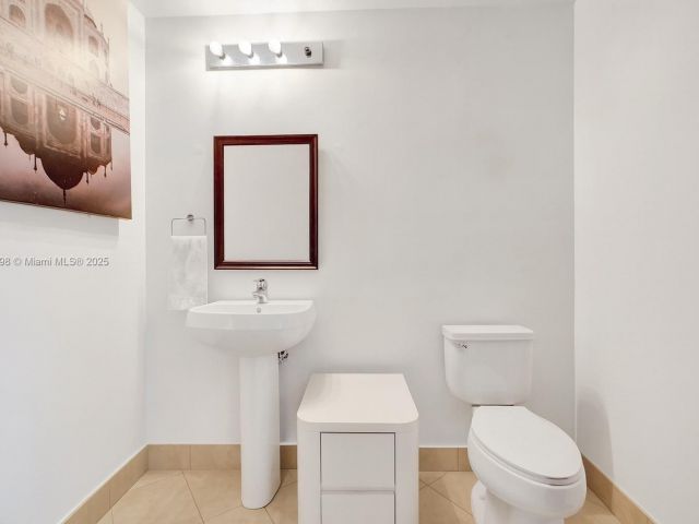 Apartment for sale  Unit #3207 - photo 7432512