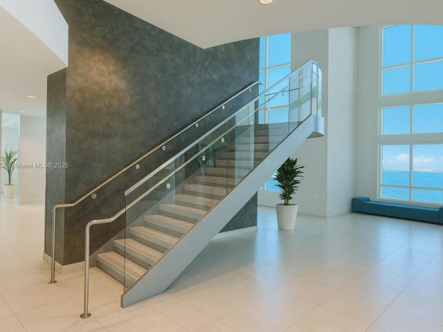 Apartment for sale  Unit #3207 - photo 7432515