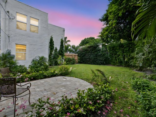 Home for sale at 825 34th Street - photo 6915608