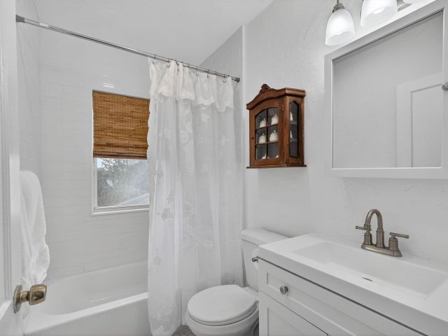 Home for sale at 825 34th Street - photo 6915610