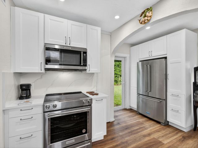 Home for sale at 825 34th Street - photo 6915616