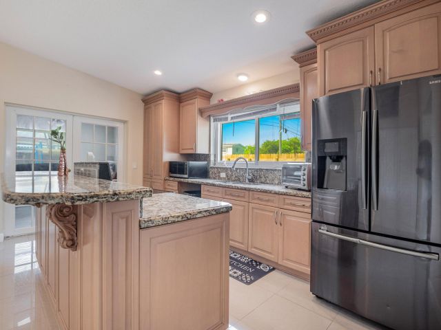 Home for rent at 6824 SW 5th Street - photo 6523438