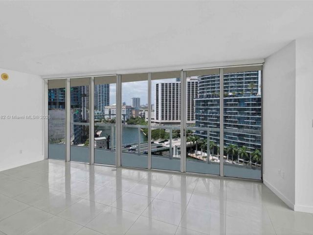 Apartment for sale  Unit #2002 - photo 6567086