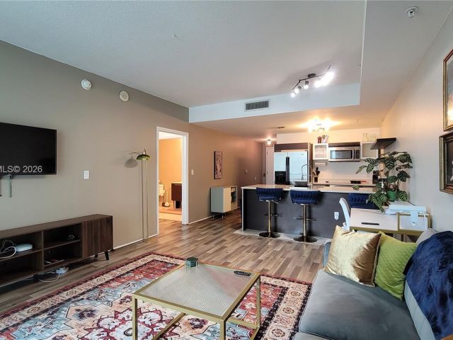 Apartment for rent  Unit #2009 - photo 7442260