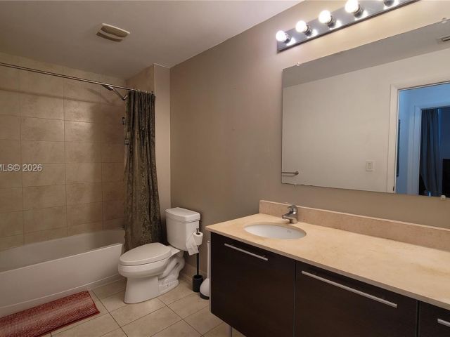 Apartment for rent  Unit #2009 - photo 7442265