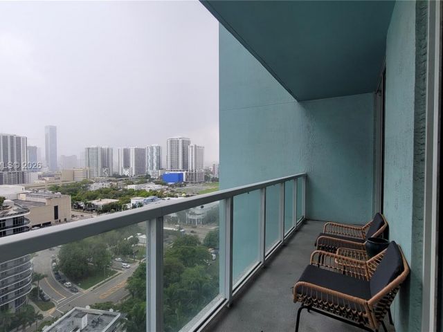 Apartment for rent  Unit #2009 - photo 7442268