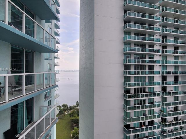 Apartment for rent  Unit #2009 - photo 7442269