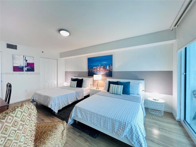 Apartment for rent  Unit #2809 - photo 6525084