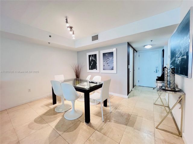 Apartment for rent  Unit #2809 - photo 6525092