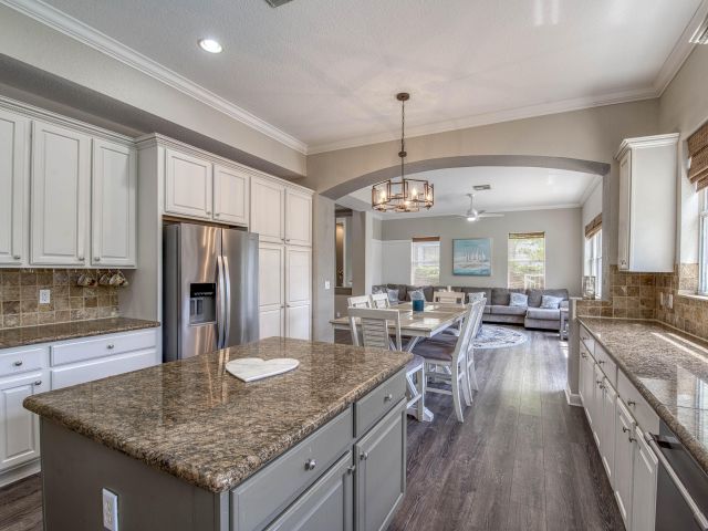 Home for sale at 410 Cresta Circle - photo 6538884