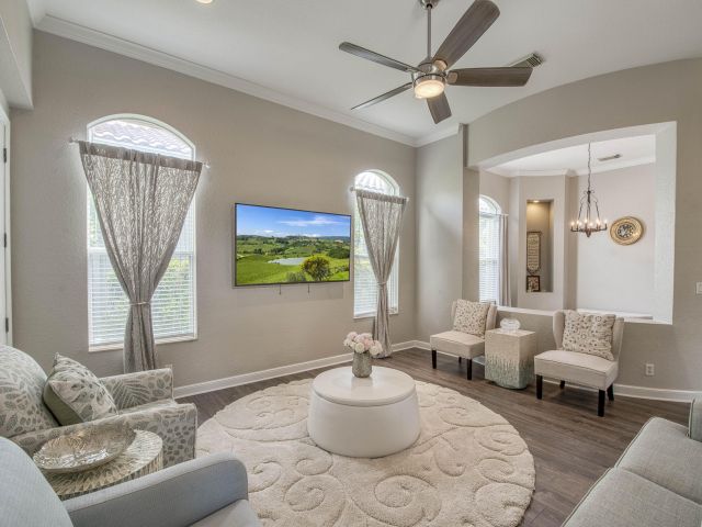 Home for sale at 410 Cresta Circle - photo 6538893