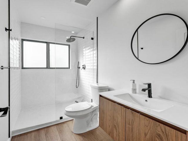 3-bedroom home for rent in Fort Lauderdale - 5501 NE 18th Terrace - MondialRealty