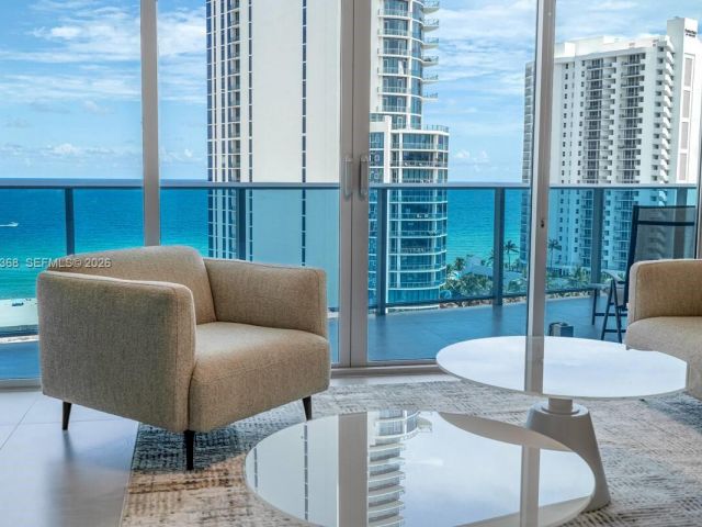 2-bedroom condo for sale in Sunny Isles Beach - 17550 Collins Ave 1003 - MondialRealty