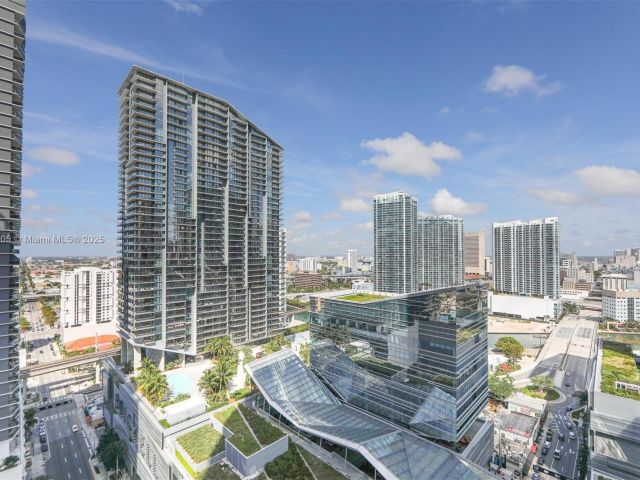 Apartment for rent  Unit #3009 - photo 6523393