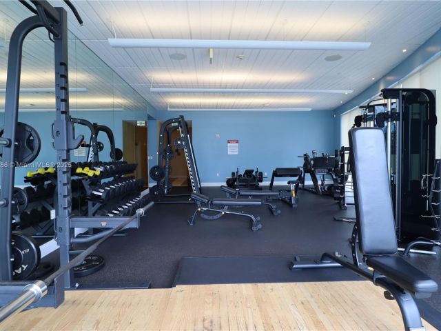condo for sale in Miami - 185 SW 7th St 2900 - MondialRealty
