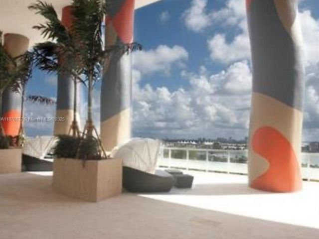 Apartment for sale  Unit #711 - photo 7443824