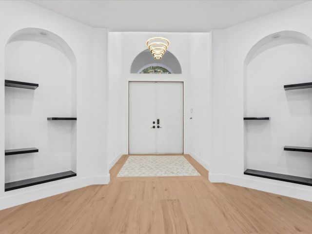 Home for sale at 2670 Tecumseh Drive - photo 6533962