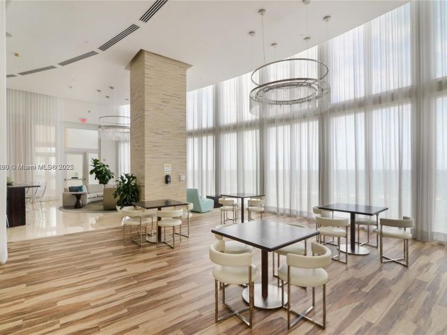 Apartment for rent  Unit #704 - photo 6526556