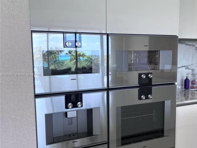 2-bedroom condo for sale in Bal Harbour - 10201 Collins Ave 301 - MondialRealty
