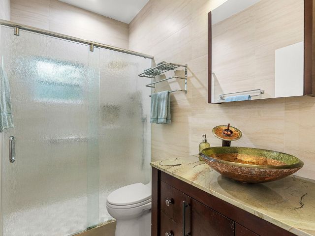 Home for sale at 6638 NW 27th Avenue - photo 6534897